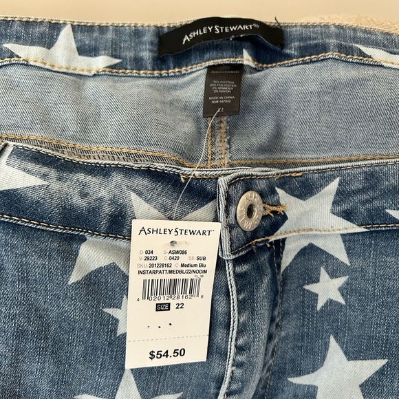 Ashley Stewart capri jeans med blue!Plus size! New w/ tags! - Picture 2 of 4